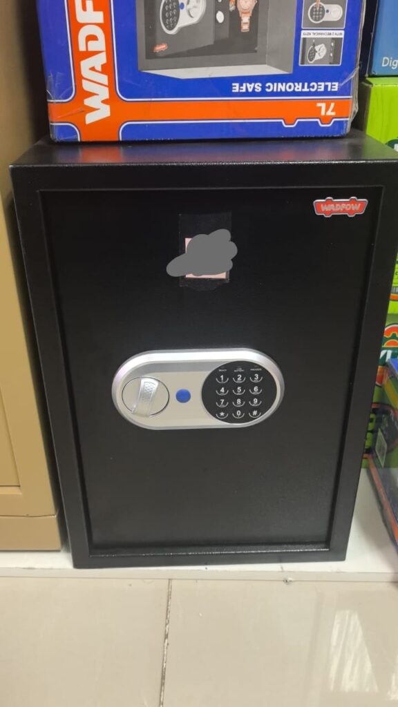 Electronic Digital Safes